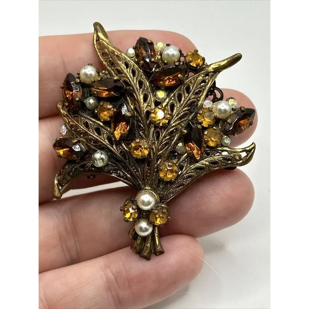 Vintage Floral Bouquet Brown Rhinestone‎ Faux Pearl Gold Tone Brooch Pin